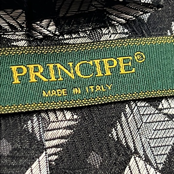 Principe Made in Italy Men's 100% Silk Classic Tie - Picture 4 of 8